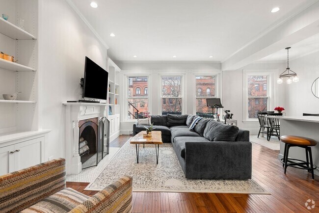 Building Photo - 461 Beacon St Unit 4 Rental