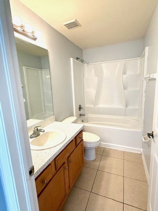 Photo - Recently Remodeled Unit 4831 28th St SW