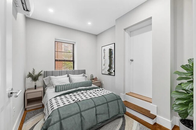 Photo - 153 E 26th St Unidad 4B