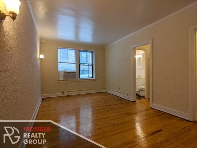 Photo - 537 W Arlington Pl Unit 536-006