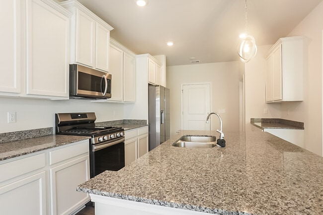 Photo - 582 Count Fleet Ct