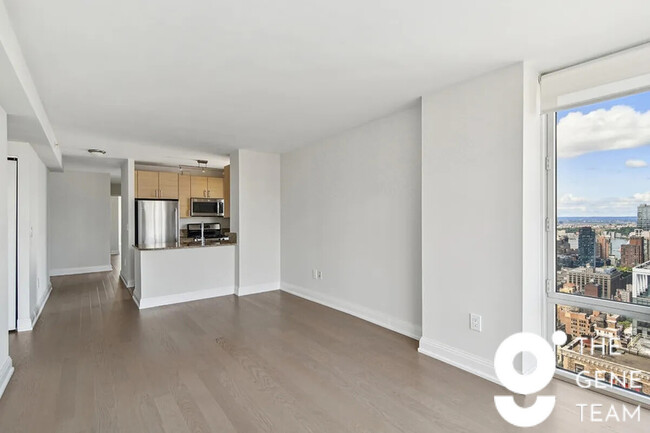 Photo - 125 W 31st St Condo Unit 46L