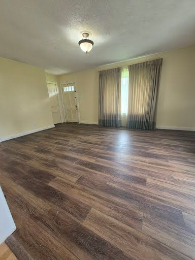 Photo - 1712 Pinewood Dr