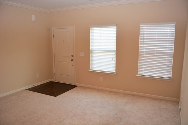 Photo - 5212 Prosperity Church Rd