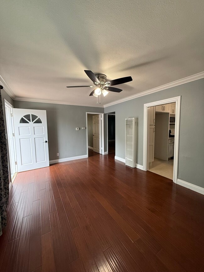 Photo - 124 S Cherry St