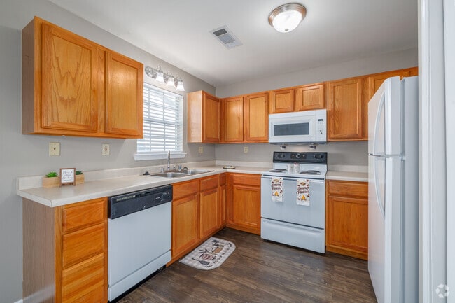 1BR, 1BA - 661SF - Kitchen - Residences at Sherwood