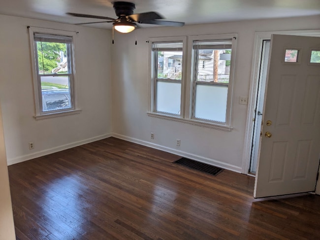 Photo - 4610 Belleview Ave