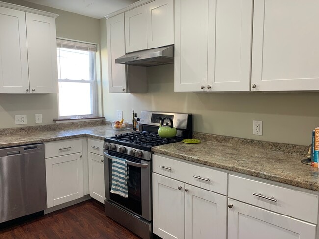 Photo - 5118 Dresden Way