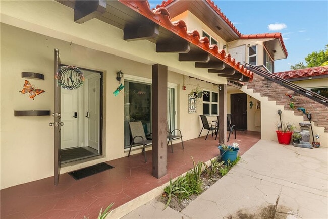 Photo - 2625 NE 13th Ct Unit 7