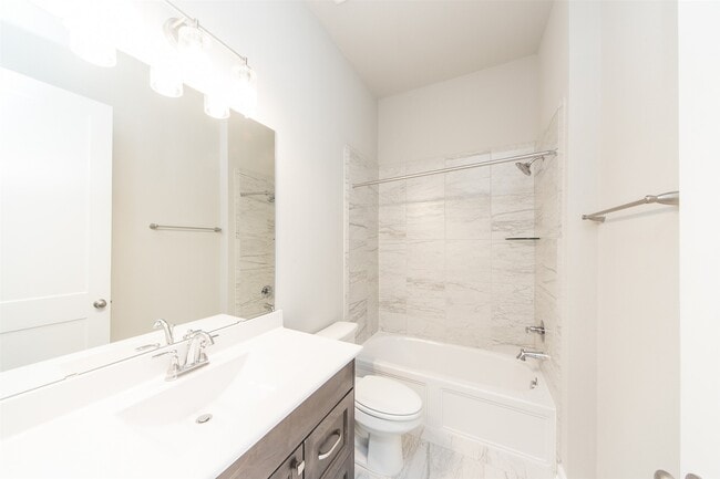 Building Photo - 2131 Wisteria Cove Dr Rental