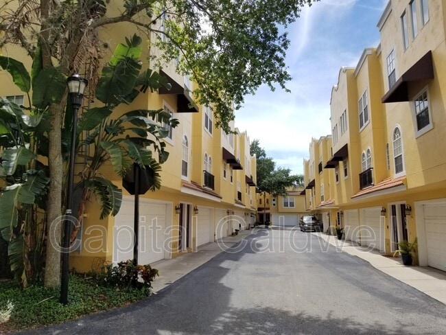 Photo - 3310 Las Campos Pl