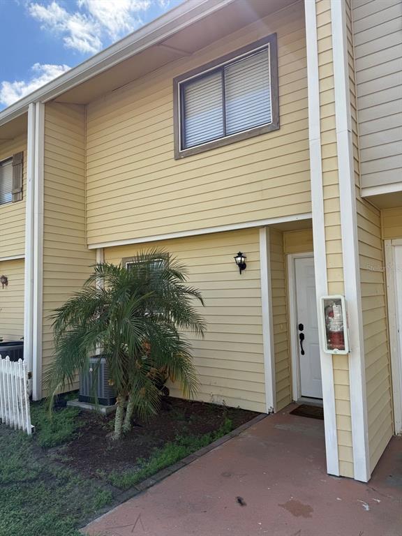 Building Photo - 22710 Watersedge Blvd Unit 73