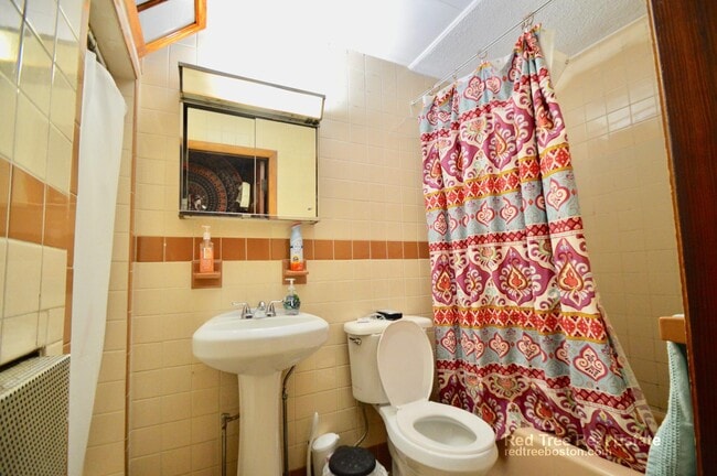 Photo - 141 Cottage St Unit 1