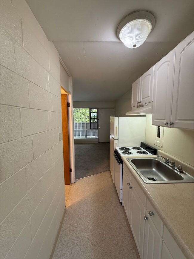 Photo - 430 E Howell St Condo Unit 104