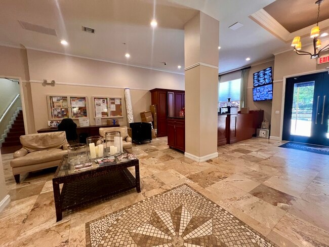 Photo - 630 S Sapodilla Ave Unit 204