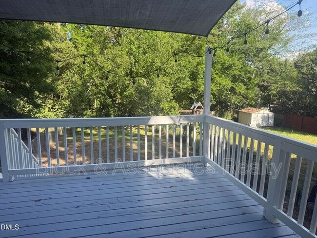 Photo - 333 Jones Franklin Rd