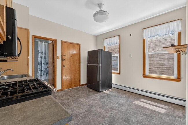 Photo - 25 W 15th St Unit #5