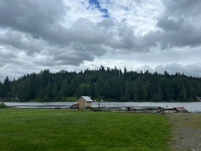 Photo - 1103 SW Lake Roesiger Rd Unidad Tiny House