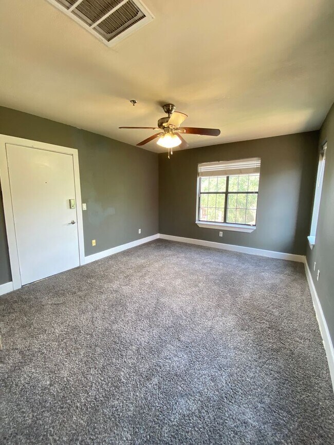 Photo - bed 1 bath in Paseo District Unit 514 NW 27th St, Apt 1