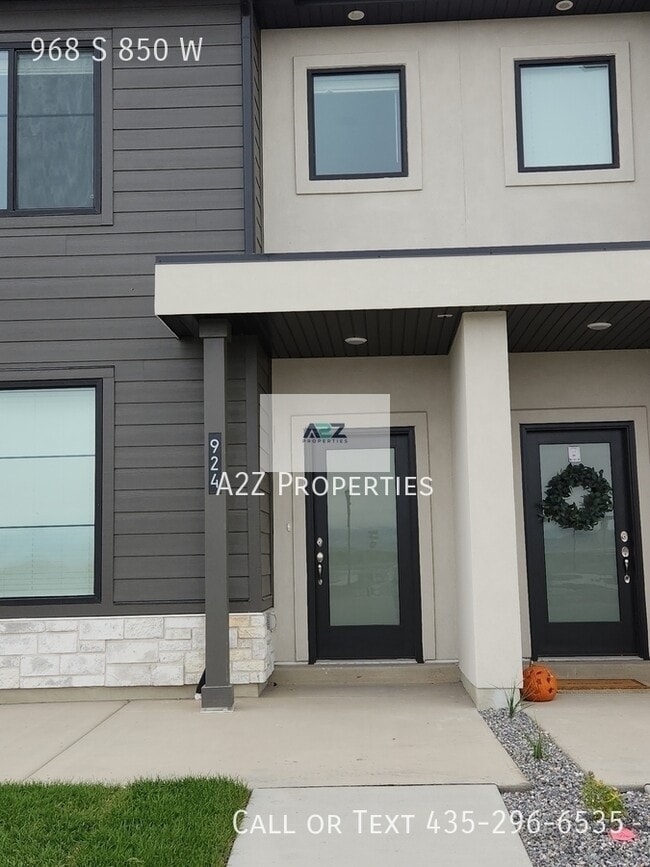 Building Photo - 968 S 850 W