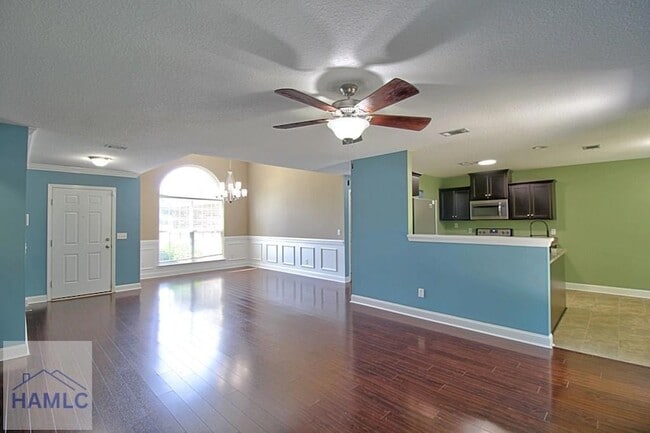 Photo - 720 Highgrove Ct