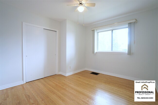 Photo - 14604 110A Av NW