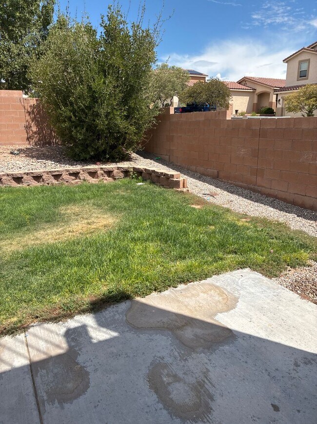 Photo - 2217 Violeta Cir SE