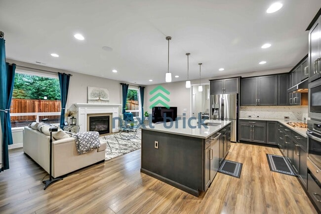 Photo - Stunning 4-Bedroom, 3-Bathroom East-Facing Cul-De-Sac Home in Laterra Estates