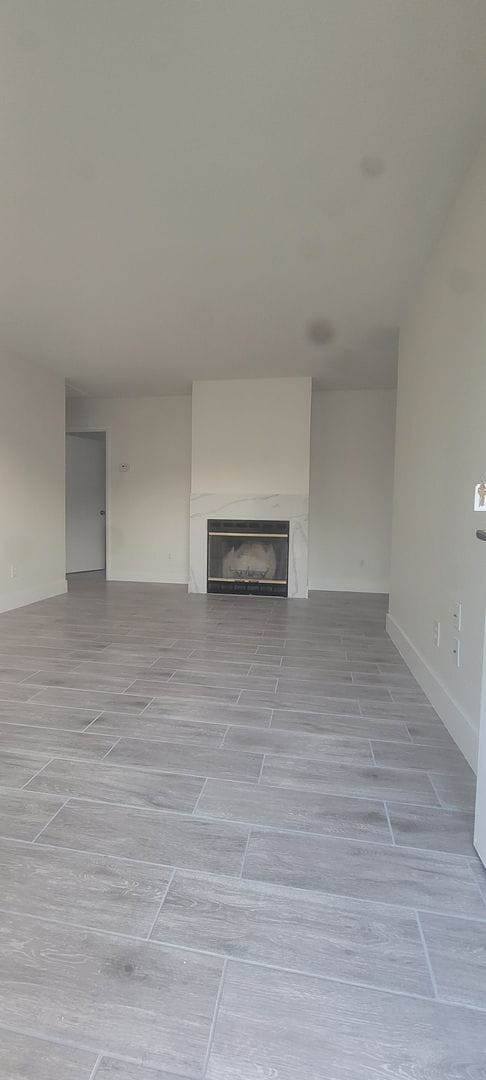 Photo - Brookside Dr Unidad C