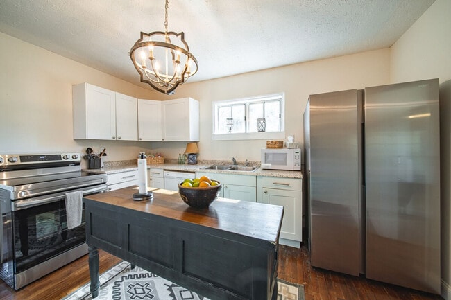 Photo - 161 Calhoun Rd Unit ID1351221P