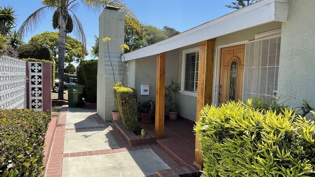 Photo - 5138 W 141st St