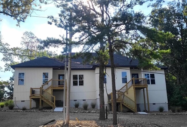 Building Photo - 1801 Aldersgate Rd Rental
