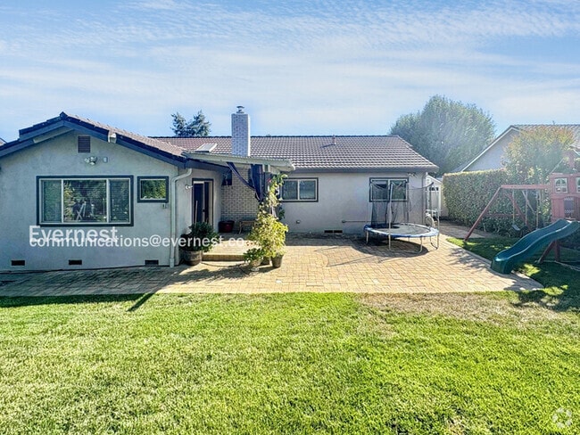 Building Photo - 108 Madora Pl Rental