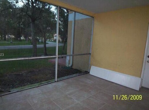 Building Photo - 2400 NW 33rd St Unit 1104 Rental