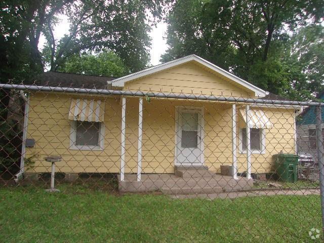 Building Photo - 6932 Hemlock St Rental