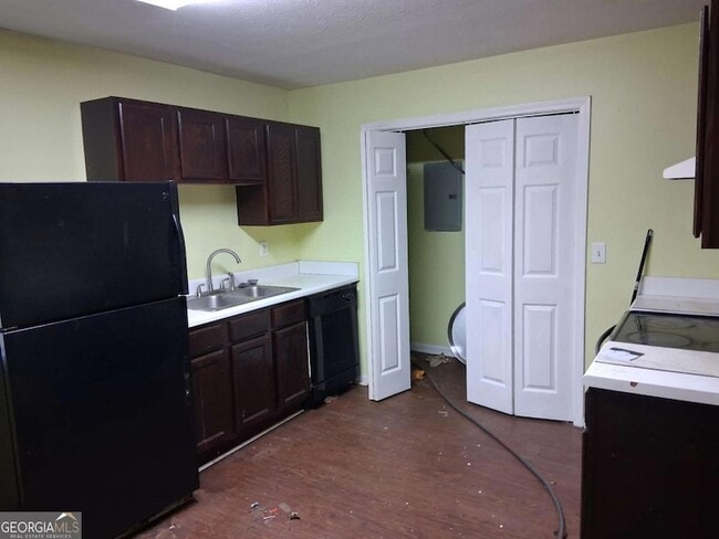 Photo - 209 E Wilson St