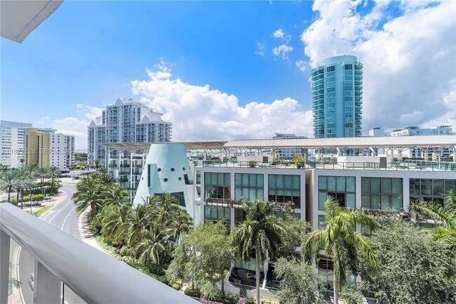 Photo - 6039 Collins Ave Unit 829