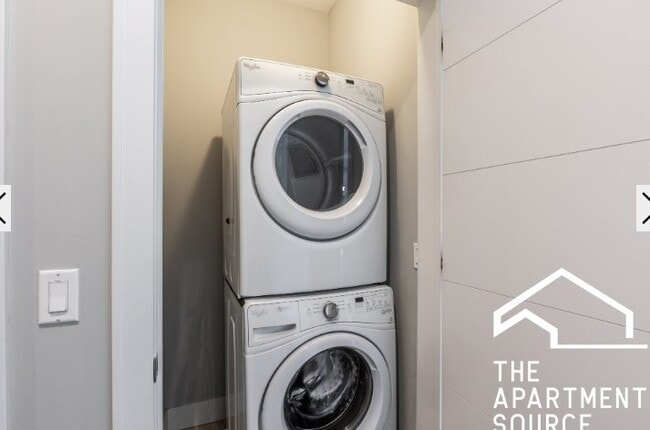 Photo - 2348 N Lister Ave Unit 210
