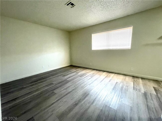 Building Photo - 5187 Greene Ln Unit B