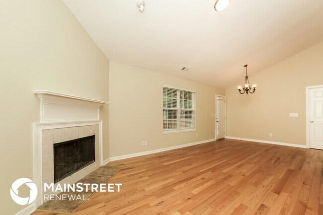 Photo - 3848 Valley Creek Dr