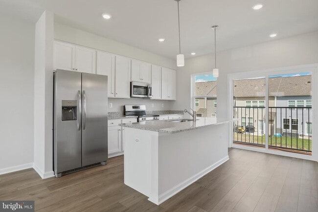 Photo - 127 Kinkade Ct