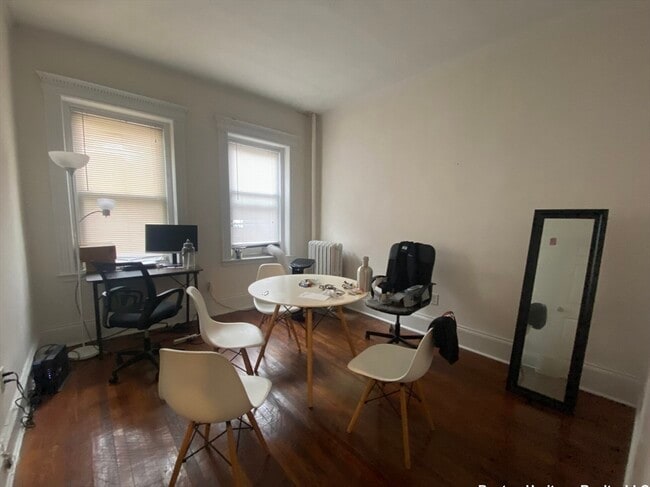 Photo - 327 Huntington Ave Unit 4