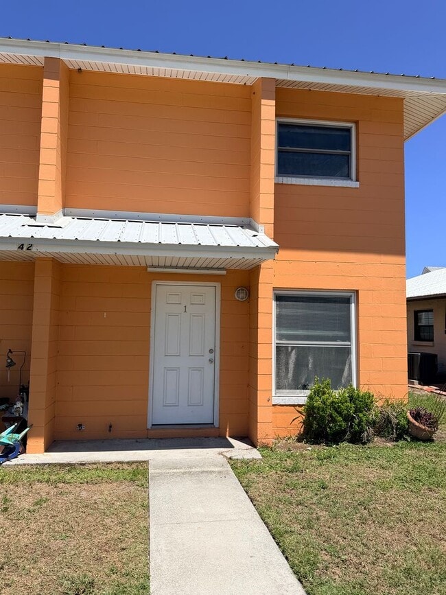 Photo - 342 Tarpon Ave Unit 342 Tarpon Ave  1