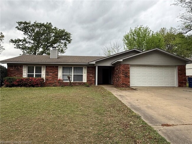 Photo - 3112 S 64th Cir