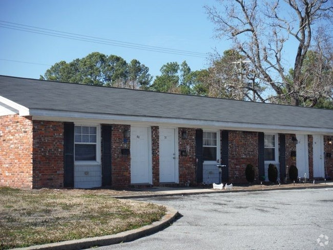 Building Photo - 3001 Golden Rd Unit 57 Rental