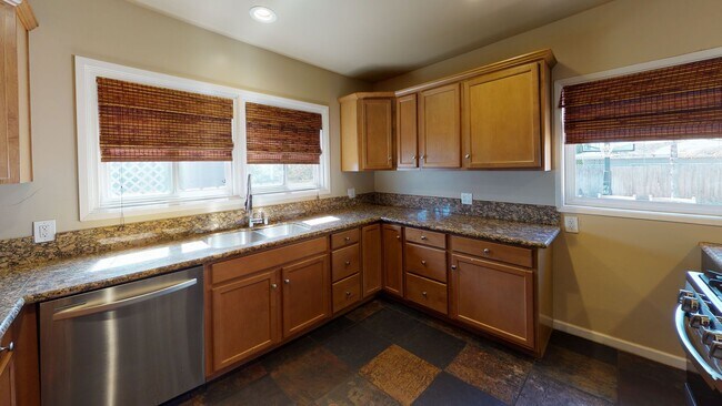 Photo - 5705 Mary Ln Dr Unidad Mary Ln