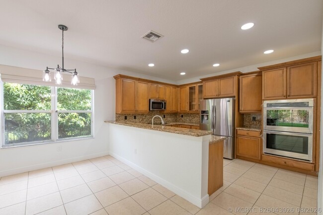 4668 SW 183rd Ave