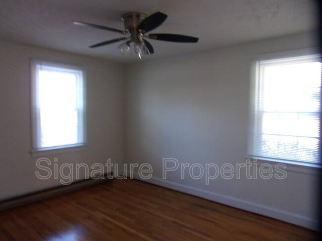 Photo - 8329 Meadowbridge Rd