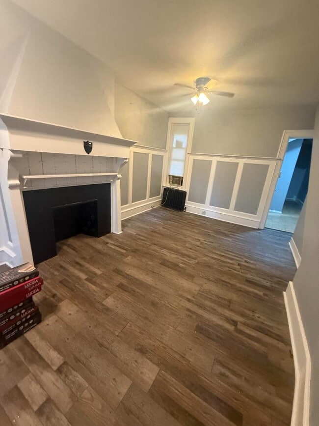 Photo - 2045 W Tioga St