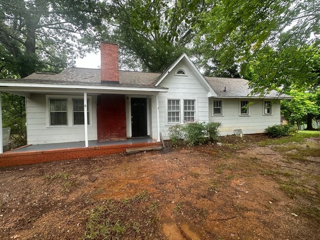 Charming Ranch Style Home in Midland, NC! - Charming Ranch Style Home in Midland, NC!